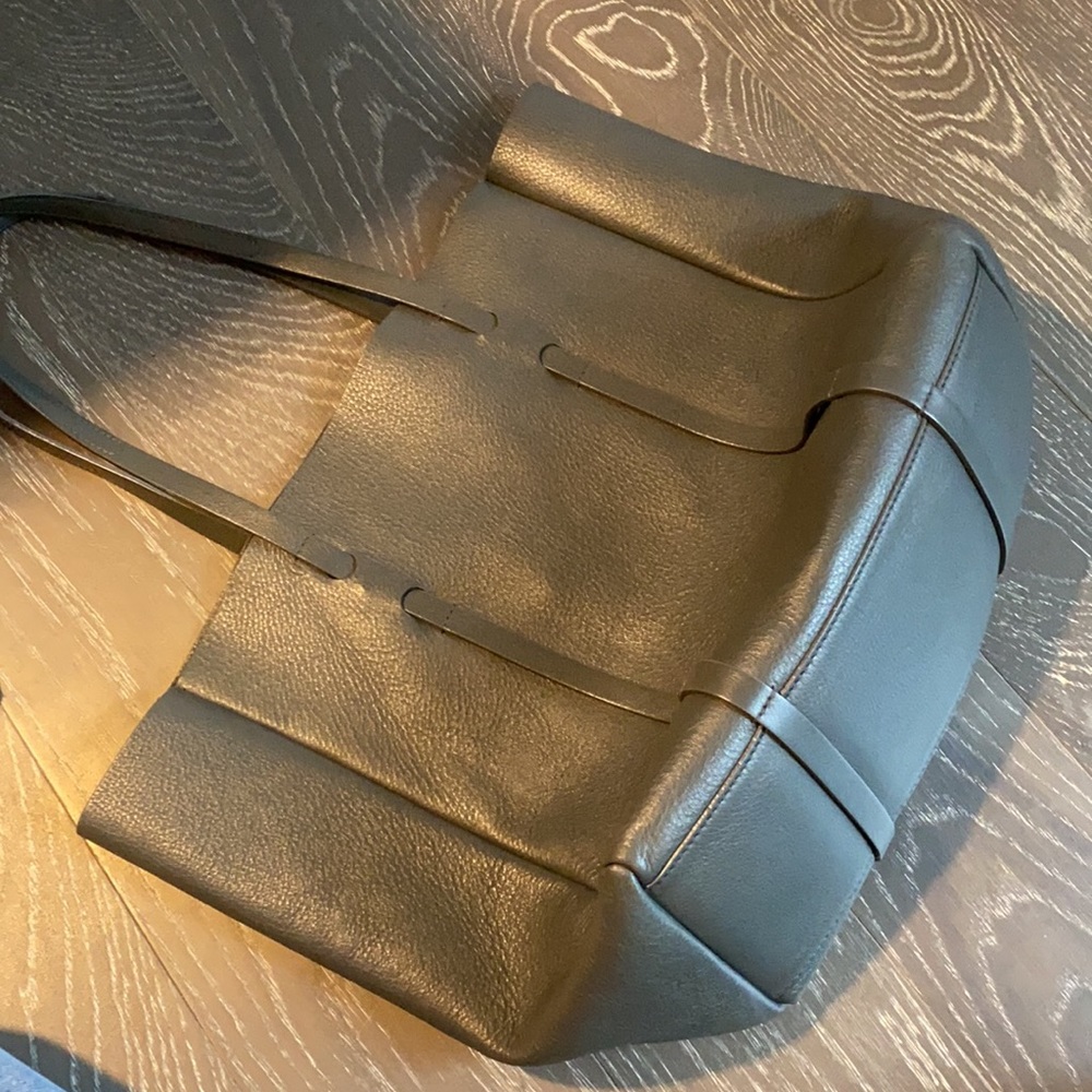 Balenciaga Leather Tote - Picture 5 of 8